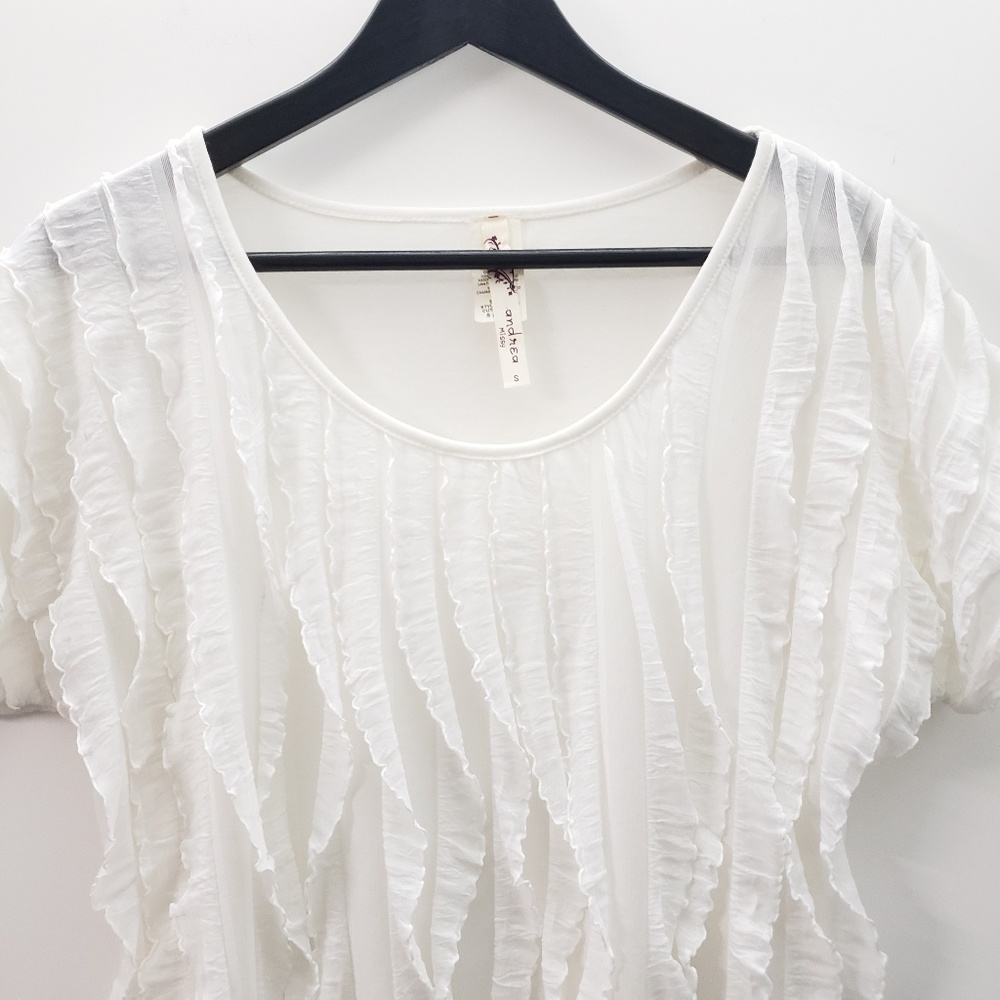 Andrea Missy White Ruffle Textured Shirt Size S Short Sleeve - Picture 4 of 5